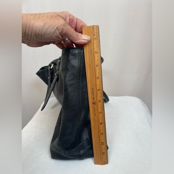 Cole Hann black leather hobo - Picture 4 of 12